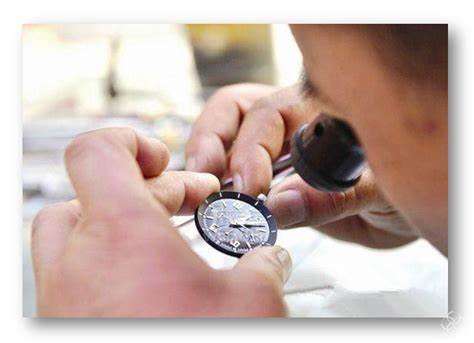 Introduction of automatic mechanical watch movement