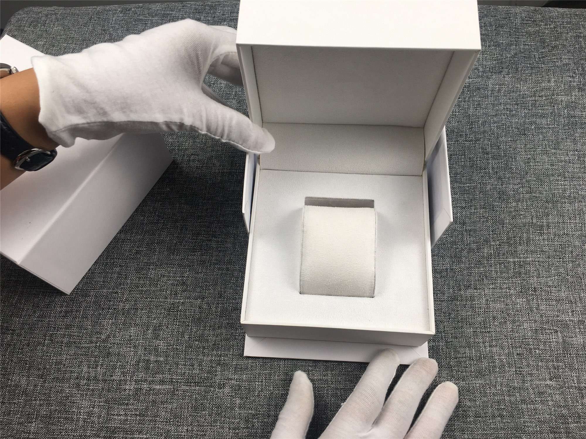 Chronograph and watch box