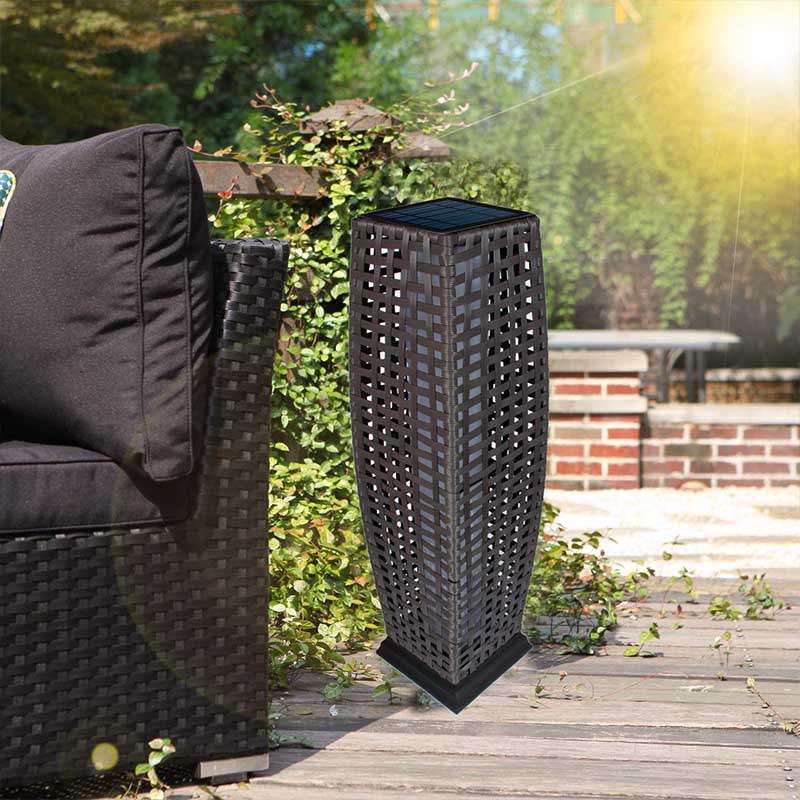 Solar Rattan Lamp