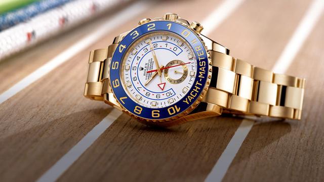 How do watch brands cooperate with watch manufacturers?