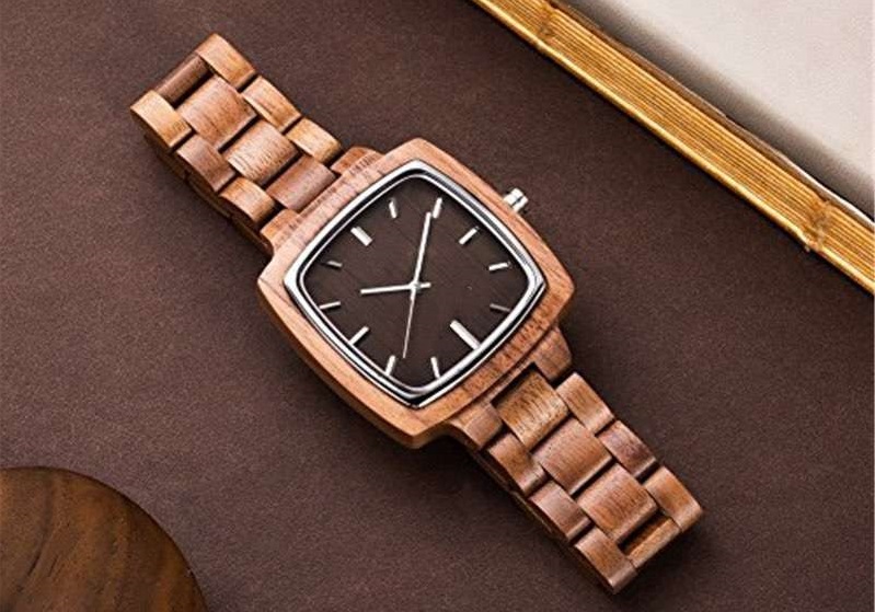 Custom wooden watches: an accessory like no other